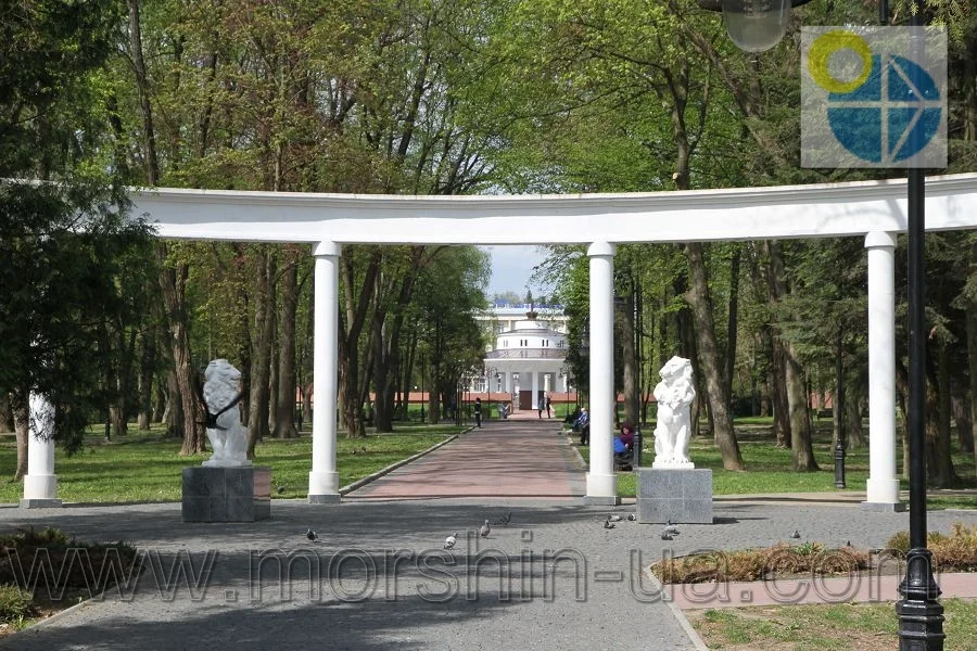 Моршин Готель Максим.