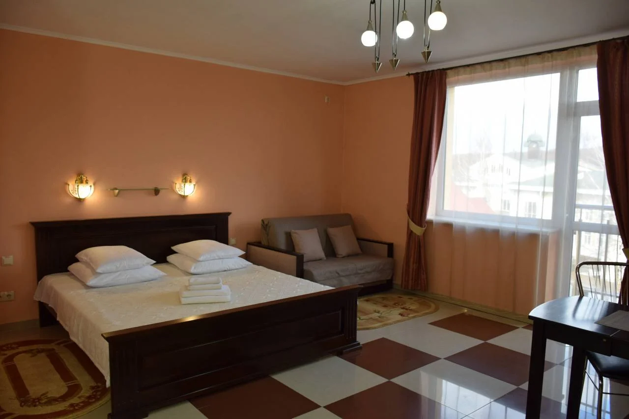 Моршин Готель Максим.